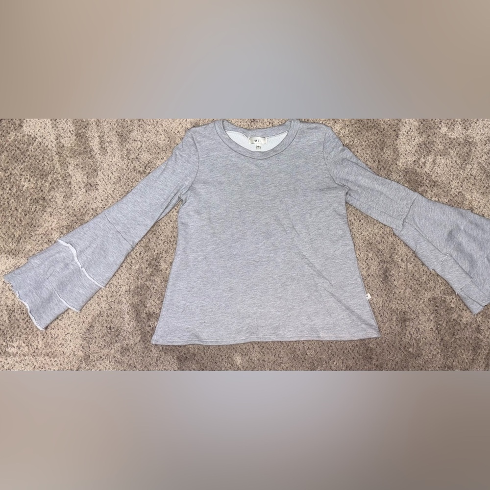 Everly NYTT Women Sweatshirt Gray Layered Bell Sleeve Size XSmall